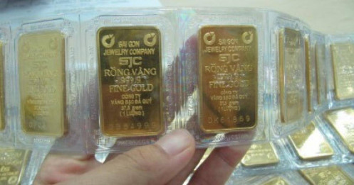 Nhiều người mua vàng lãi đến 12 triệu đồng/lượng