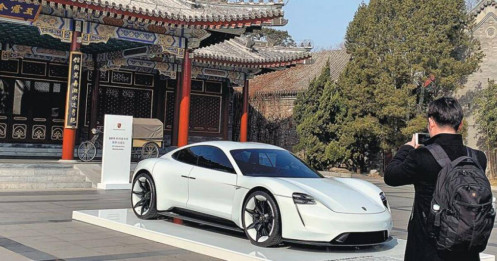 Porsche “xem nhẹ” sự trỗi dậy của xe điện Trung Quốc