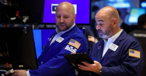 Dow Jones vọt hơn 550 điểm khi lợi suất rút lui