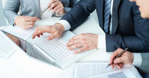 Chờ thị trường quay về tạo đáy hai để mua?