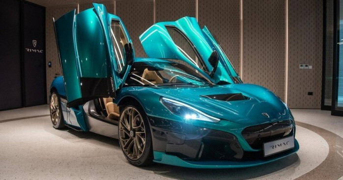 Siêu xe điện Rimac Nevera vừa ra mắt tại Singapore