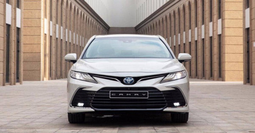 Top xe sedan giá 1 tỷ bán chạy tháng 10: Duy nhất Toyota Camry giảm doanh số