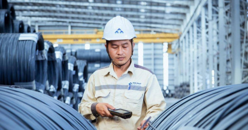 Hòa Phát cung cấp hơn 385.000 tấn thép chất lượng cao cho thị trường trong 10 tháng