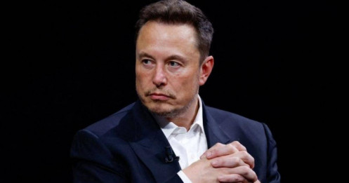 Nhà đầu tư Tesla chỉ trích Elon Musk