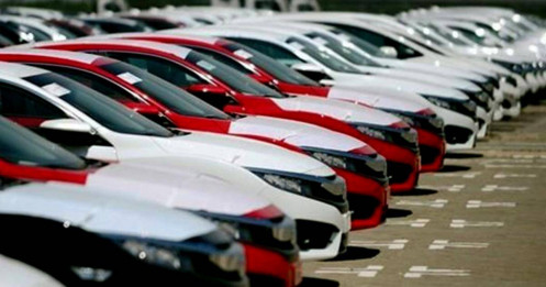 Lượng xe ô tô nhập khẩu tháng 10 tăng mạnh