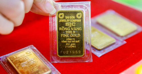 So sánh giá vàng hôm nay 27/11: Vàng SJC tiếp đà tăng thêm 200.000 đồng/lượng