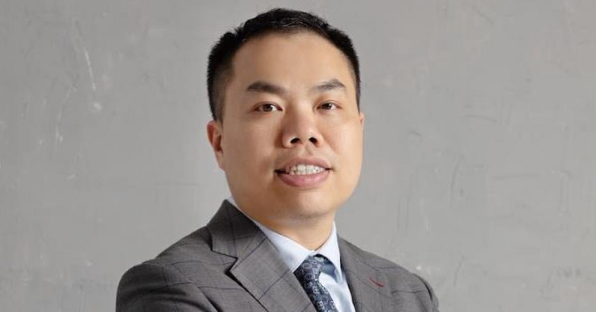 Chứng khoán "cưa chân bàn" đến khi nào?
