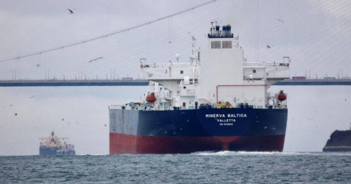 140 triệu thùng dầu của Nga gặp thế cực khó