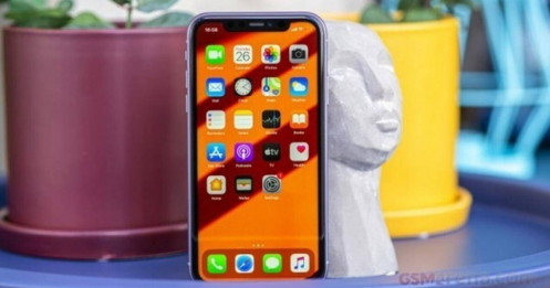 Giá iPhone 11, 12 mới nhất: Giảm kỷ lục, có loại còn được coi là 'vua giá rẻ' ở Việt Nam
