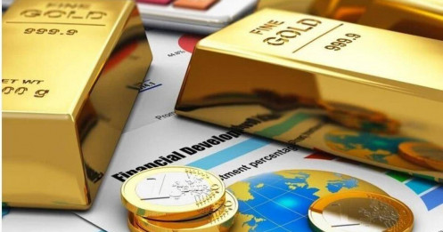 Giá vàng thế giới tăng vọt, lập kỷ lục mới