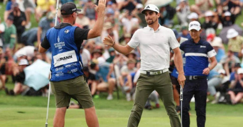 Joaquin Niemann vô địch giải golf Australia mở rộng