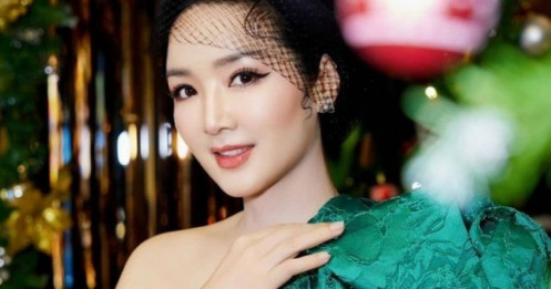 Biệt thự 'đi mỏi chân' của Hoa hậu 'độc nhất vô nhị' Việt Nam