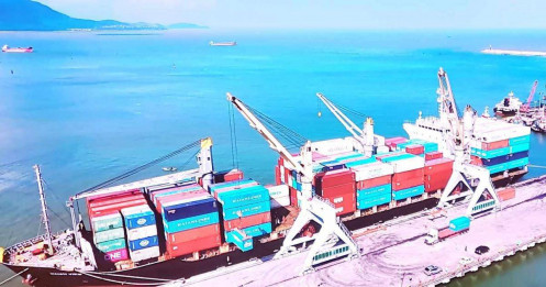 Vận tải container qua cảng Chân Mây: Nỗ lực vượt “sóng to, gió ngược”