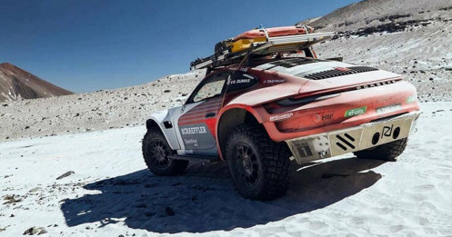 Porsche 911 sử dụng nhiên liệu điện tử e-fuel chinh phục cao độ hơn 6.700m
