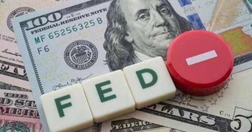 Đô la Mỹ chịu áp lực giảm giá vì triển vọng giảm lãi suất của Fed