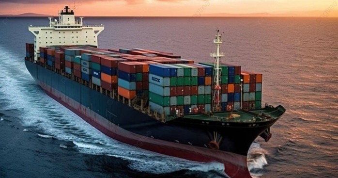 Khủng hoảng ở Biển Đỏ - Cước vận tải container lên 10,000 USD. Do tình ...