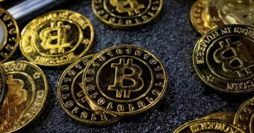 Các nhà khai thác bitcoin chạy đua công nghệ mới