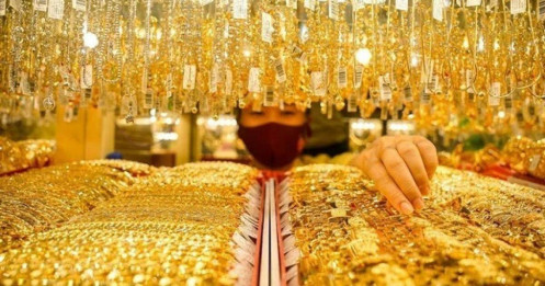Giá vàng vượt đỉnh 78 triệu đồng/lượng, nhà đầu tư nguy cơ 'bỏng tay'