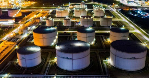 Giá dầu mất đà tăng đầu tuần, Mỹ mua dầu dự trữ