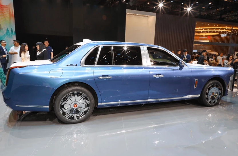 Sedan Trung Quốc dài gần 6 mét, công suất 387 mã lực, giá hơn 16 tỷ, cạnh tranh với Mercedes-Benz Maybach S-Class