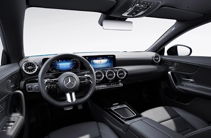 Mercedes-Benz CLA 2024 ra mắt, giá từ 1,004 tỷ đồng