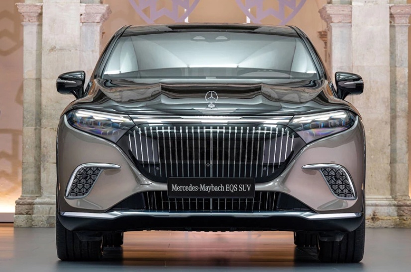 Mercedes-Maybach EQS SUV 2024 chốt giá từ 4,279 tỷ đồng