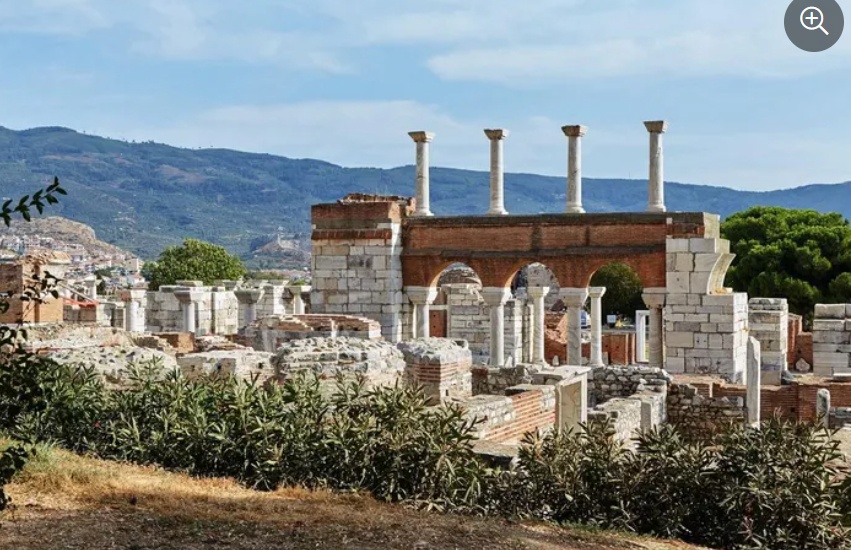 Choáng ngợp trước sự tráng lệ của thành phố cổ Ephesus
