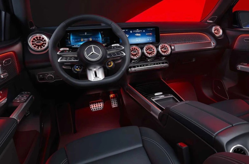 Mercedes-AMG GLB 35 4MATIC 2024 trình làng, giá hơn 1,5 tỷ đồng