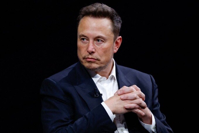 Nhà đầu tư Tesla chỉ trích Elon Musk
