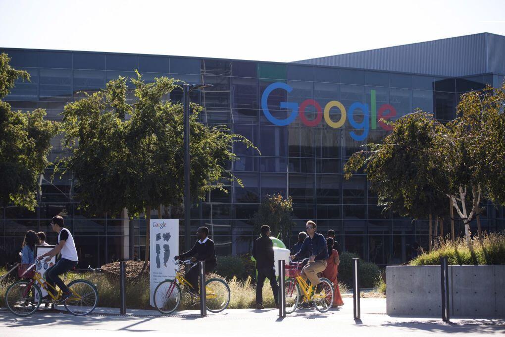 Google trả 700 triệu USD cho 102 triệu người dùng