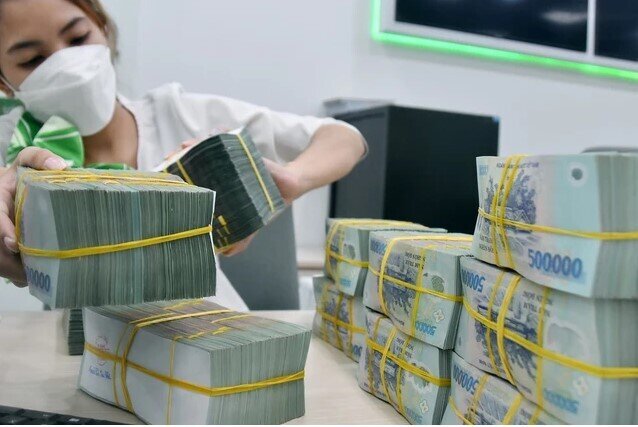 Ngân hàng trầy trật với nợ xấu