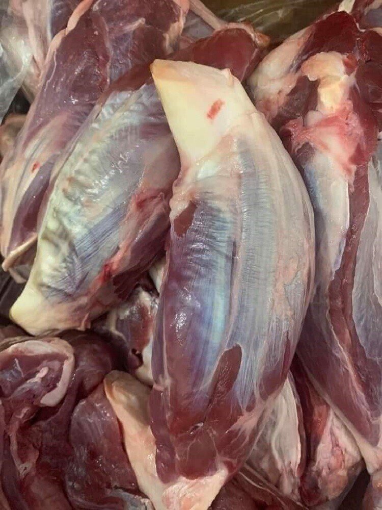 Thịt bò rao bán “ngập chợ” với giá rẻ hơn thịt lợn, tiểu thương tiết lộ sự thật