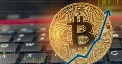 Tâm lý FOMO xuất hiện trên thị trường tiền ảo, giá Bitcoin lập đỉnh 21 tháng