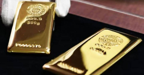 Giá vàng dự báo lên mức cao nhất bao nhiêu năm 2024?