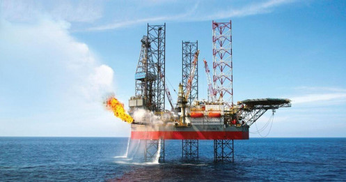 Doanh nghiệp dầu khí đón đợi sự “bất định”
