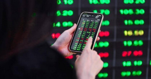 Cổ phiếu ngân hàng dẫn 'sóng' 2024?
