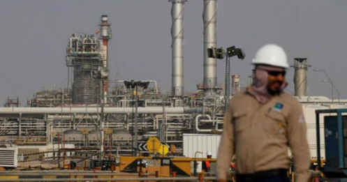 Giá dầu giảm bất chấp xung đột ở Trung Đông