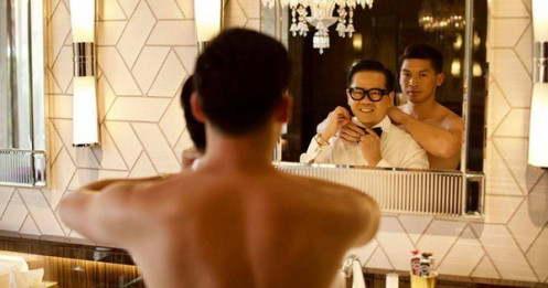 Cận cảnh phòng tắm từng gây nhiều tranh cãi của NTK Thái Công và bạn trai
