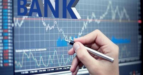 Cổ phiếu ngân hàng được hưởng lợi hoặc chịu thiệt từ Luật Các tổ chức tín dụng (sửa đổi)