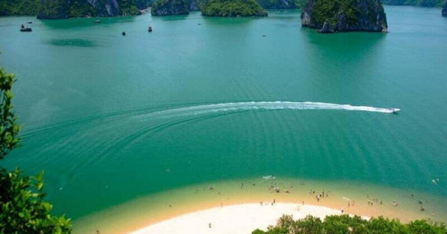 Lonely Planet bình chọn bãi biển Ti Tốp của Việt Nam vào Top 100 bãi biển tuyệt nhất thế giới 2024