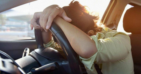 Làm sao để có giấc ngủ đủ an toàn khi lái xe ô tô đường dài