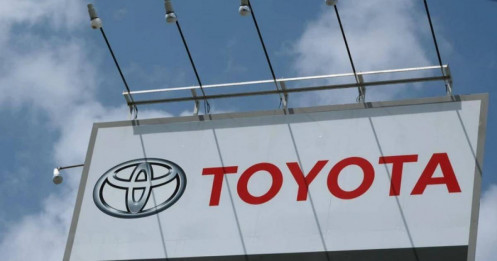Toyota nâng dự báo lợi nhuận ròng bất chấp bê bối chất lượng