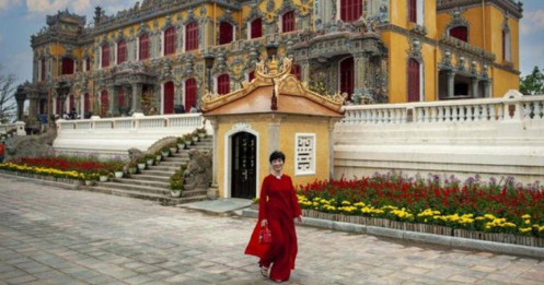 Ngắm điện Kiến Trung vừa phục dựng xong