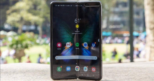 Samsung sắp có smartphone màn hình gập 3 cực "chất"