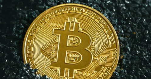 Giá Bitcoin áp sát mốc 53.000 USD