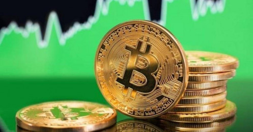 Giá Bitcoin phá đỉnh 69.000 USD