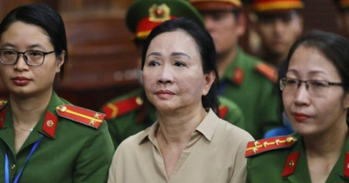 Bà Trương Mỹ Lan chỉ đạo bỏ 5 triệu USD vào 3 thùng xốp mang đi "biếu"