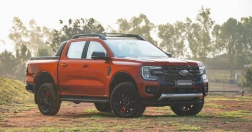Đại lý Việt Nam báo giá Ford Ranger Stormtrak dự kiến từ 1,059 tỷ đồng