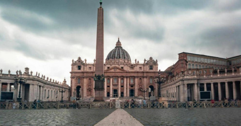 Choáng ngợp khung cảnh thời phục hưng ở bảo tàng Vatican