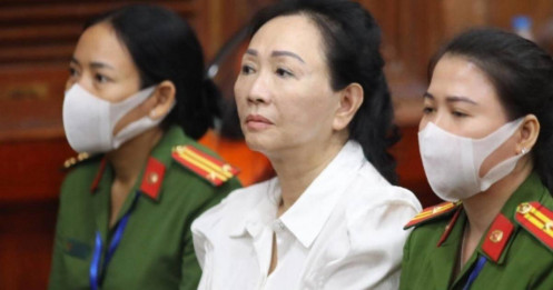 Cựu lãnh đạo SCB khai từng thực hiện nhiều lệnh chuyển tiền ra nước ngoài cho bà Trương Mỹ Lan "để đầu tư dự án"